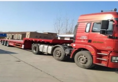 全國(guó)物流運(yùn)輸13.75米高低平板車-13.75米平板車怎么裝貨車